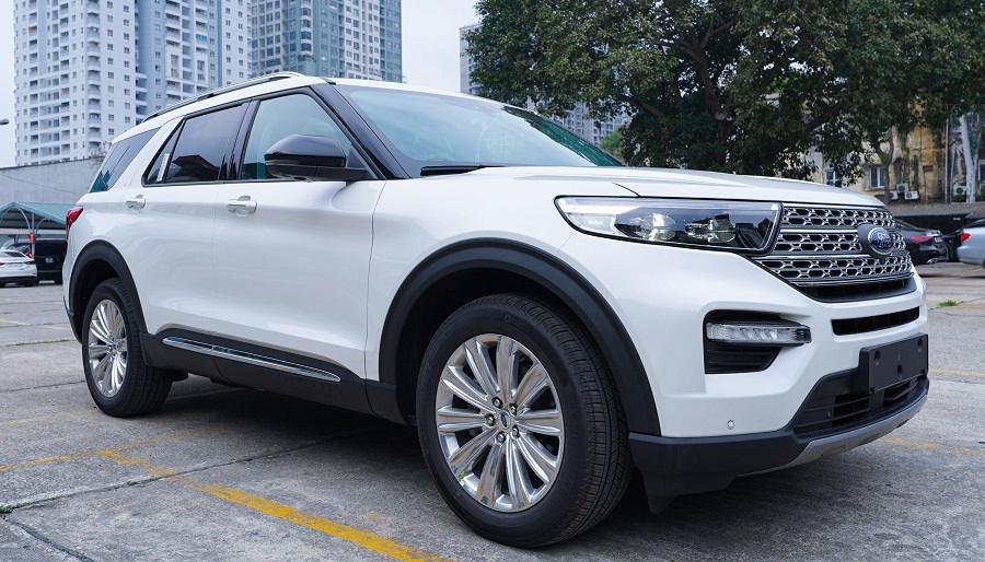 Ford Explorer Limited 2023