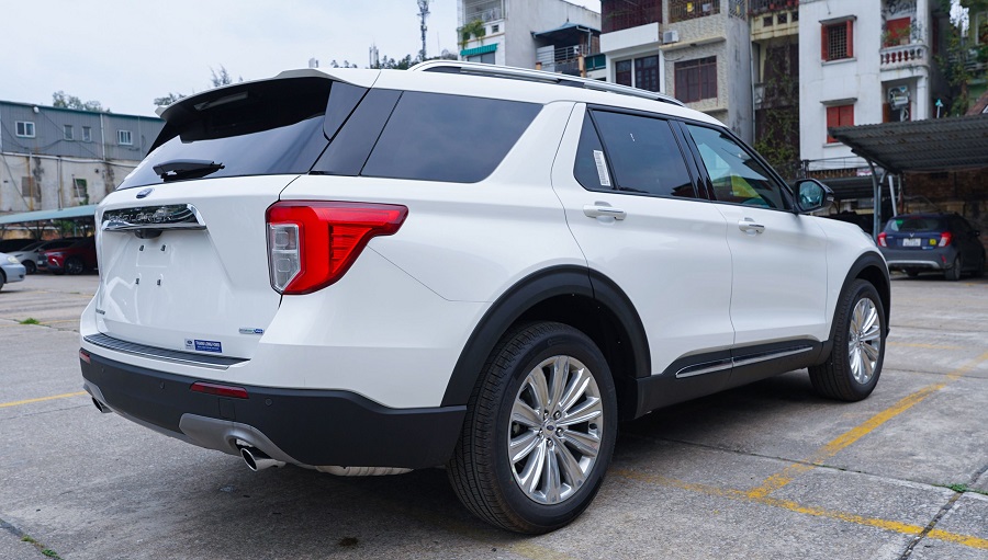 Ford Explorer Limited 2023