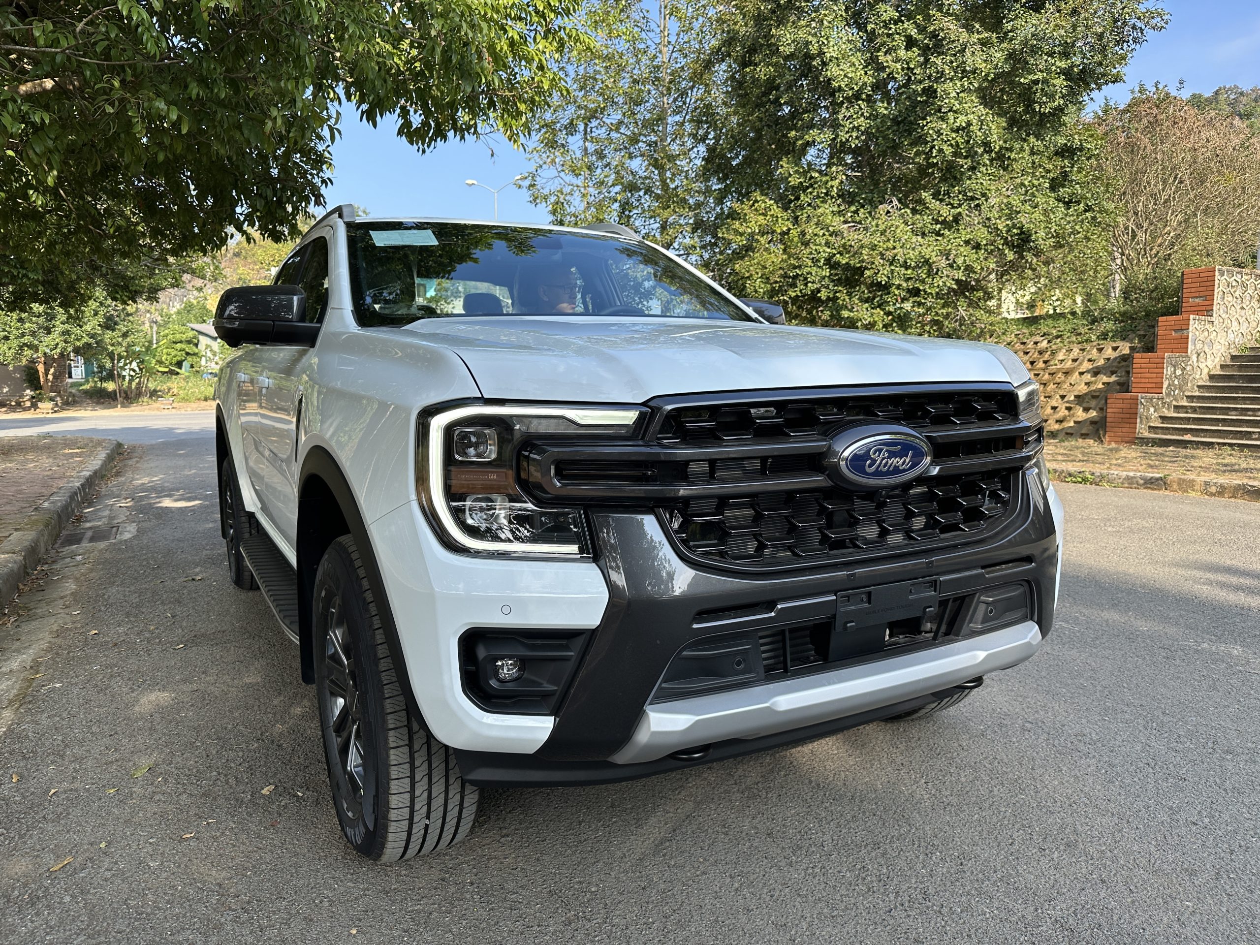 Đánh giá Ford Ranger Wildtrak: Mẫu xe dẫn đầu xu hướng bán tải.